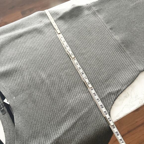 WHBM Off the Shoulder Ribbed Gray Sweater Midi‎ Dress Women's Size XL NEW - Picture 3 of 12